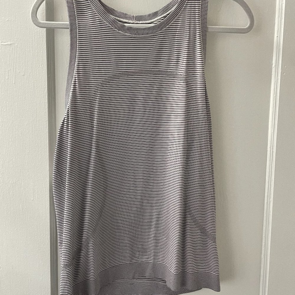 Lululemon Swiftly Breathe Muscle Tank stripes